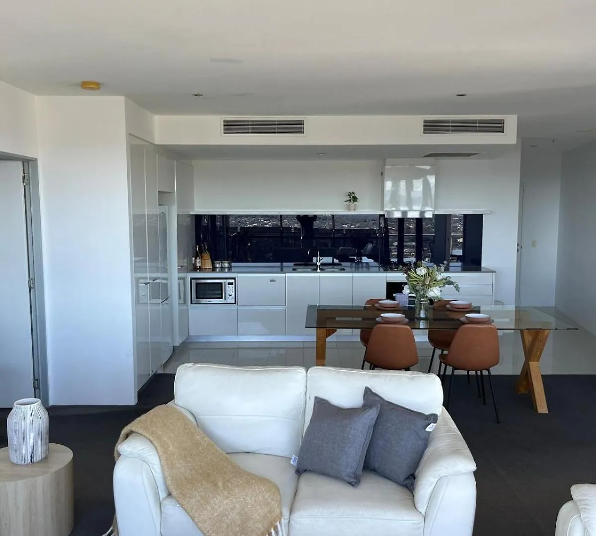Hotel Circle On Cavil-Mantra-Fabulous View- Free Car Park- Spa-Central Location Gold Coast