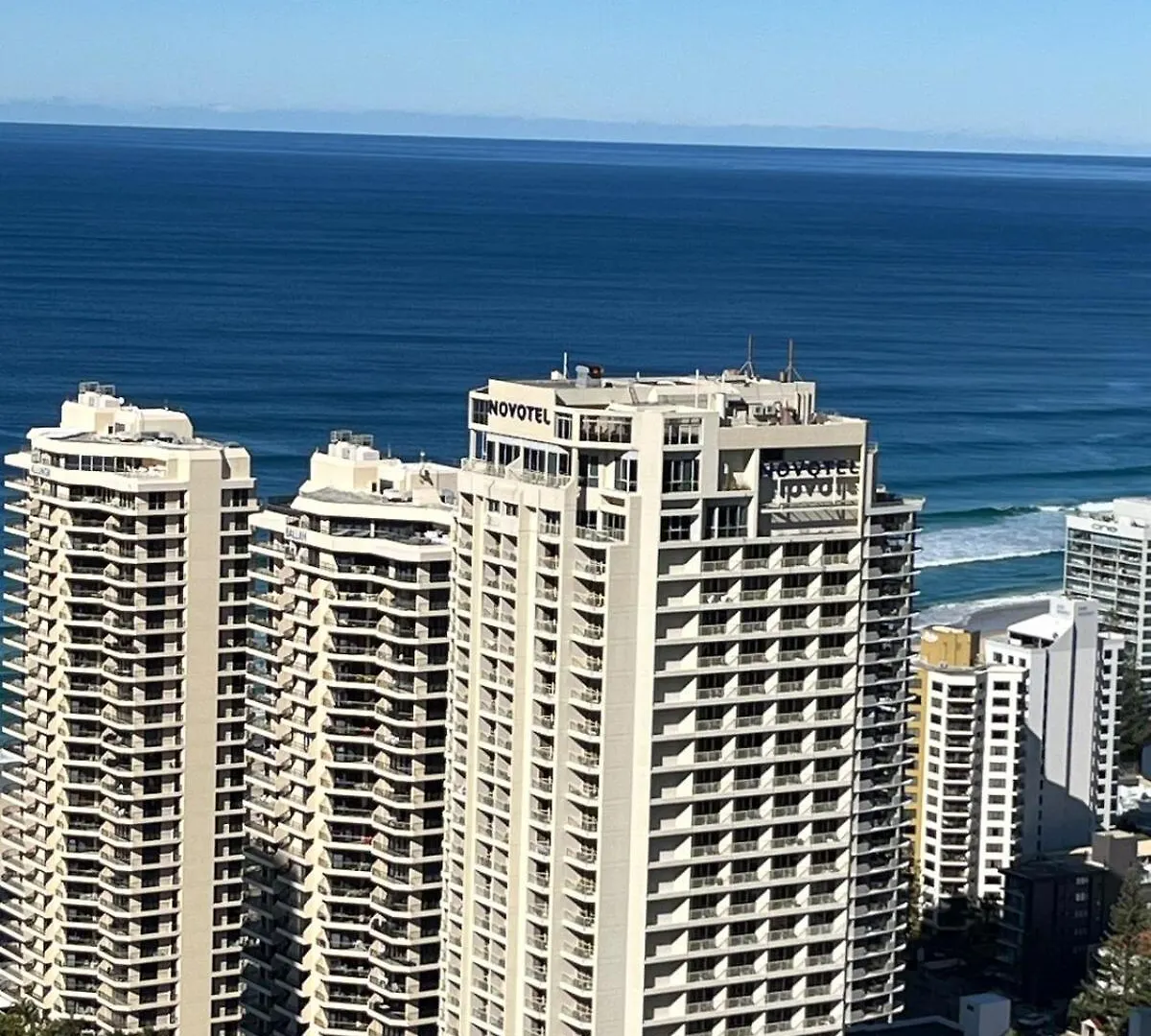 Circle On Cavil-Mantra-Fabulous View- Free Car Park- Spa-Central Location Gold Coast Hotel