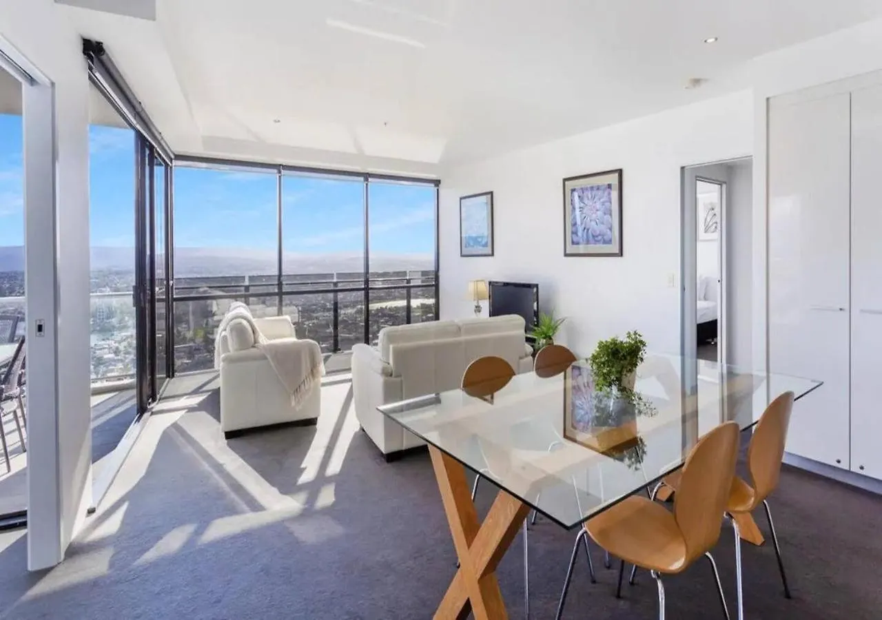 Circle On Cavil-Mantra-Fabulous View- Free Car Park- Spa-Central Location Gold Coast Australia